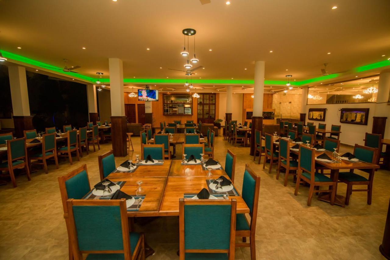 Royal Reach Hotel Udawalawe