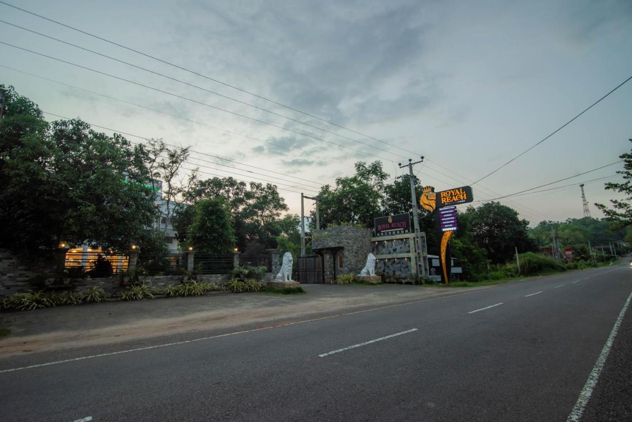 Royal Reach Udawalawe