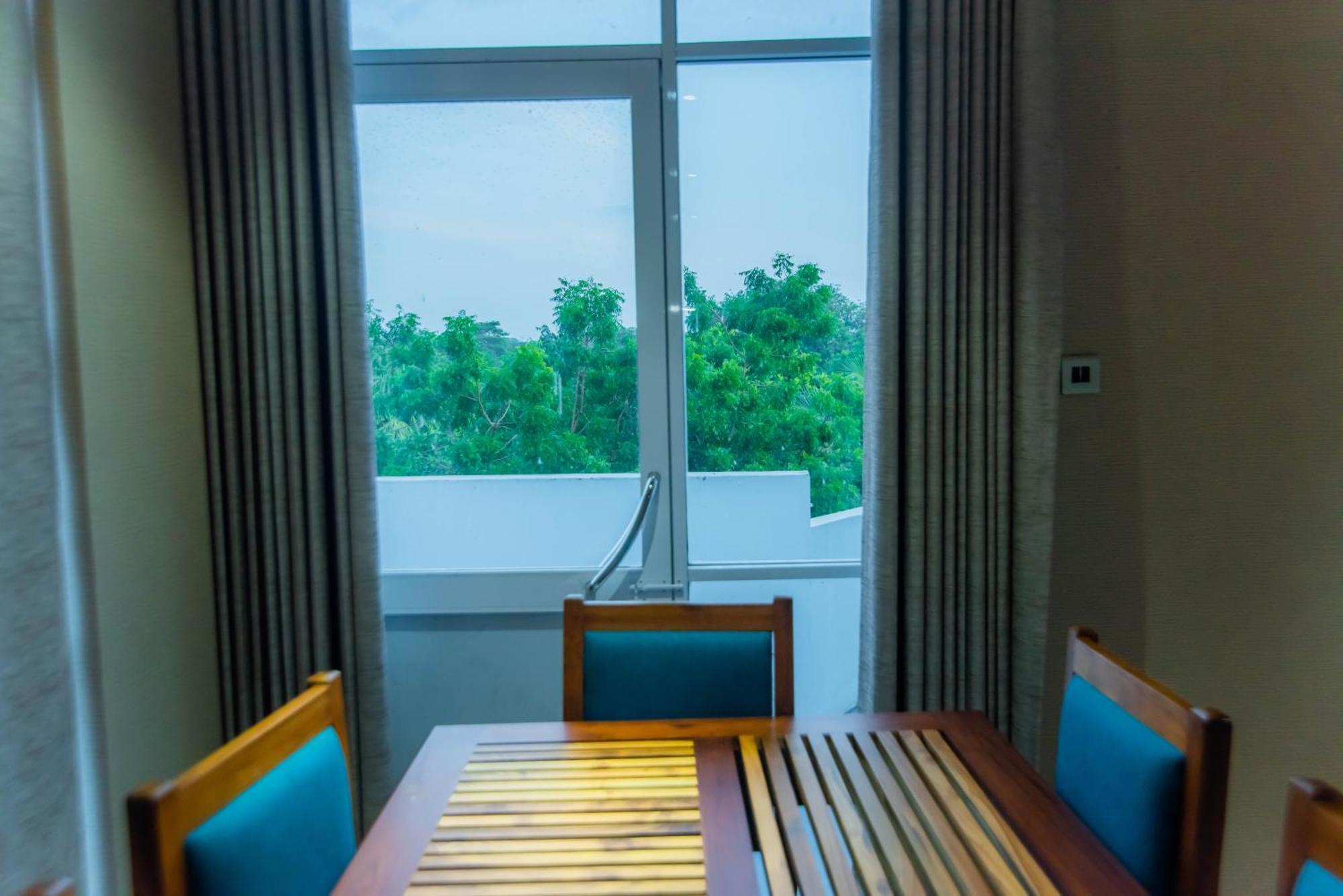 Royal Reach Hotel 5*